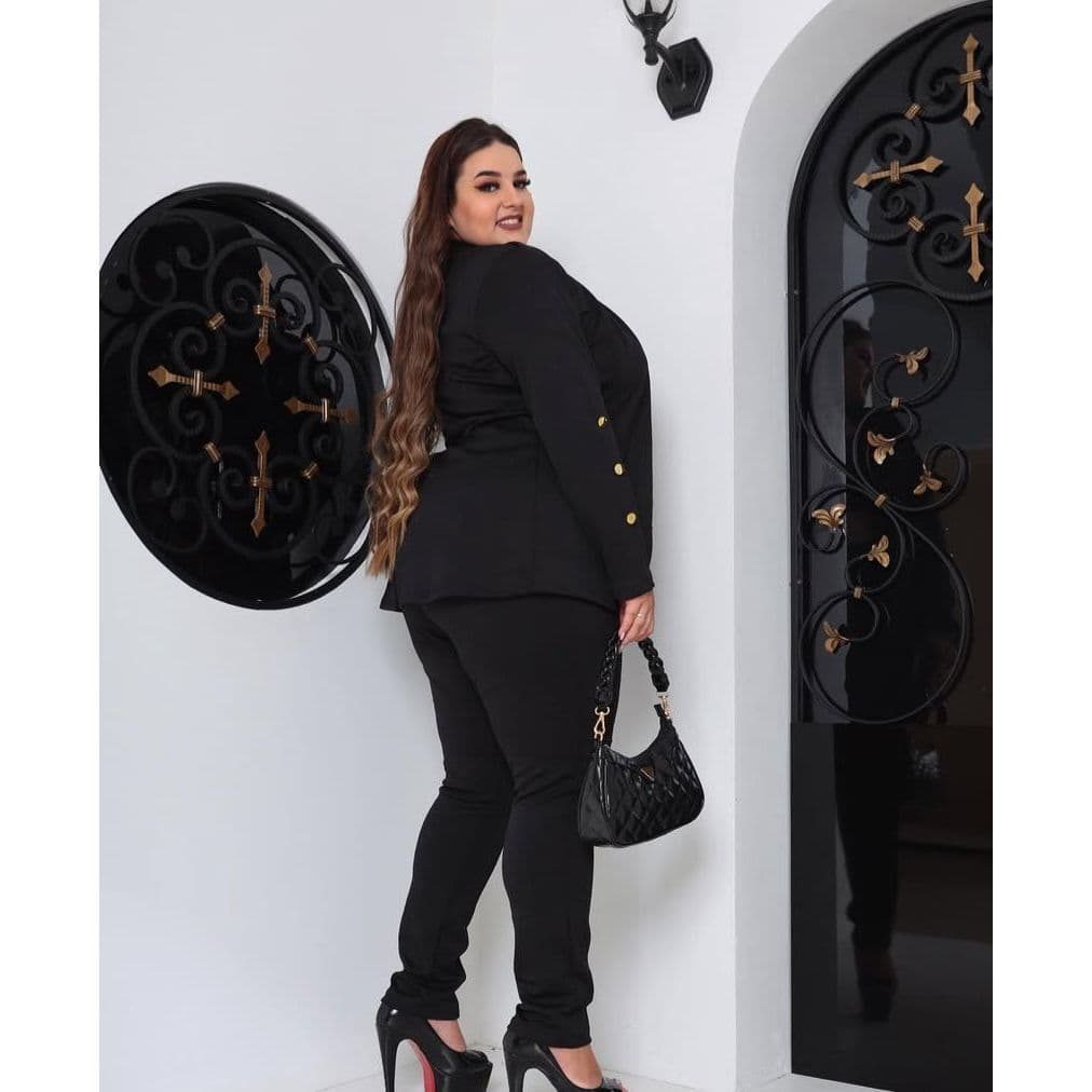 Conjunto femenino plus size inverno, 3 peças, calça, cropd e blazer, estilo e elegância, look social e casual.