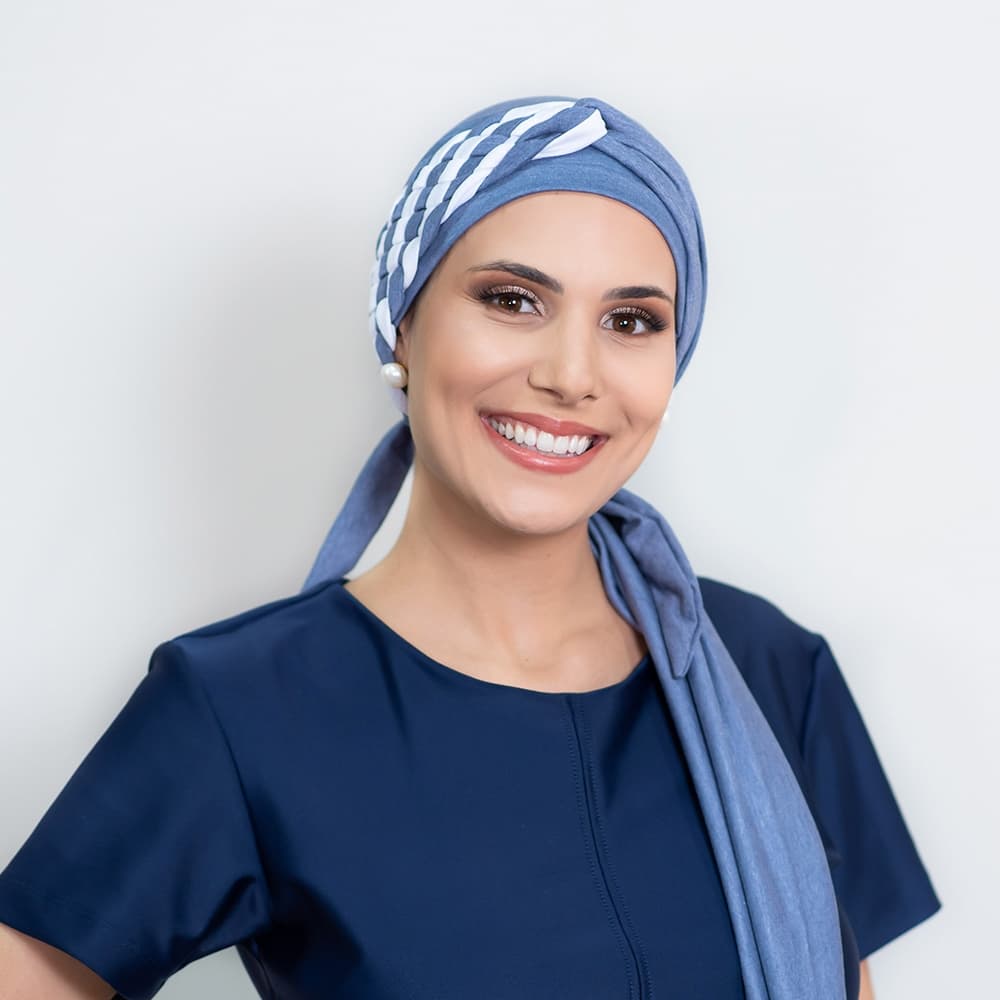 Turbante Jeans com Tiara de Meia Argola com Trança Larga Jeans com Branco (Duo) para Tratamento Quimioterapia