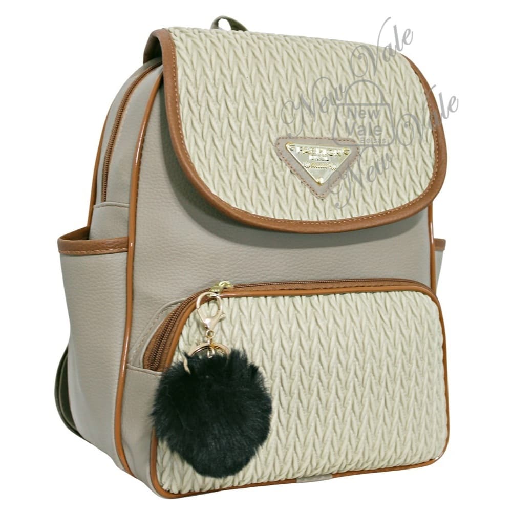 Mochila Mochilinha Feminina Com Compartimento Lateral + Chaveiro Pompom.