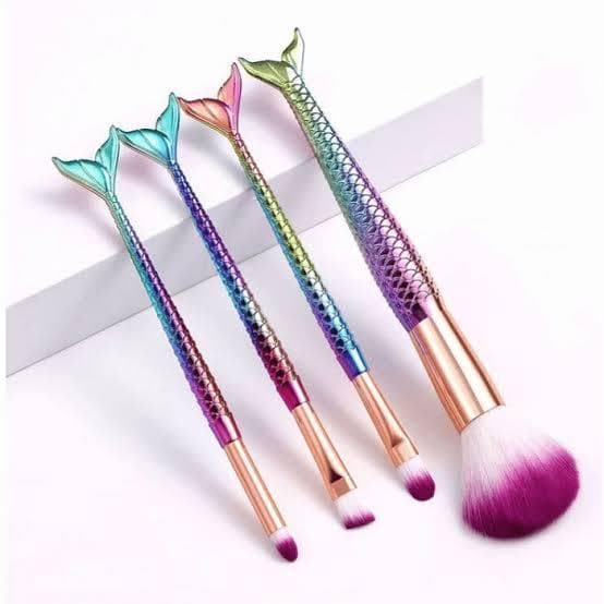 Kit 04 Pinceis Sereia Maquiagem Completa Olhos Blush