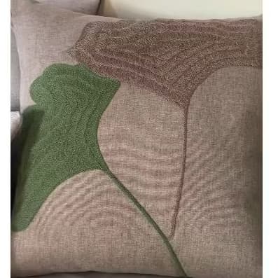 capa em linho CRU bordada Menta