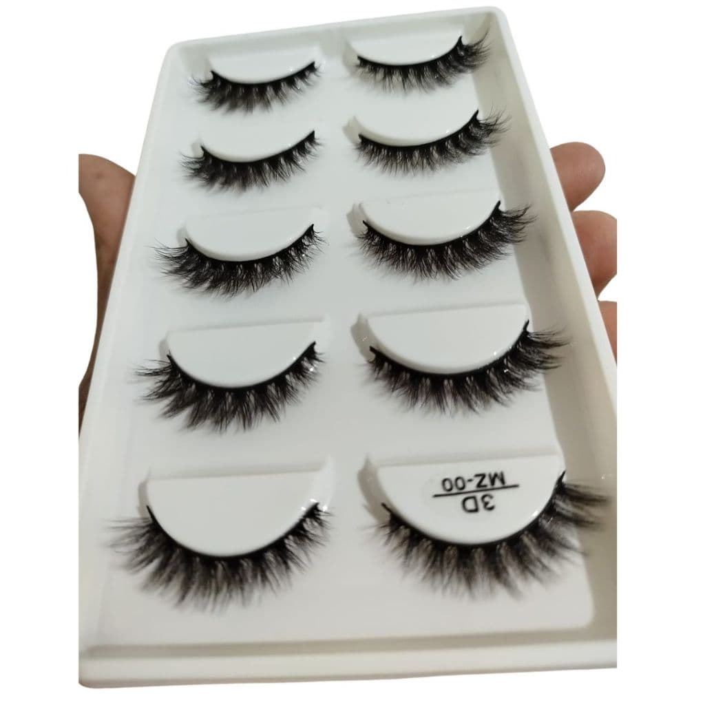 Cartela com 5 Pares de Cílios Postiços 3D MZ00 (GATINHO) Volumoso