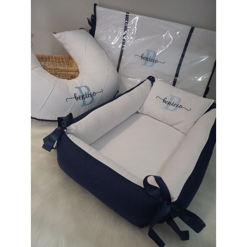 Kit Trocador Anatômico, Almofada Amamentação e Ninho Azul Marinho e Branco