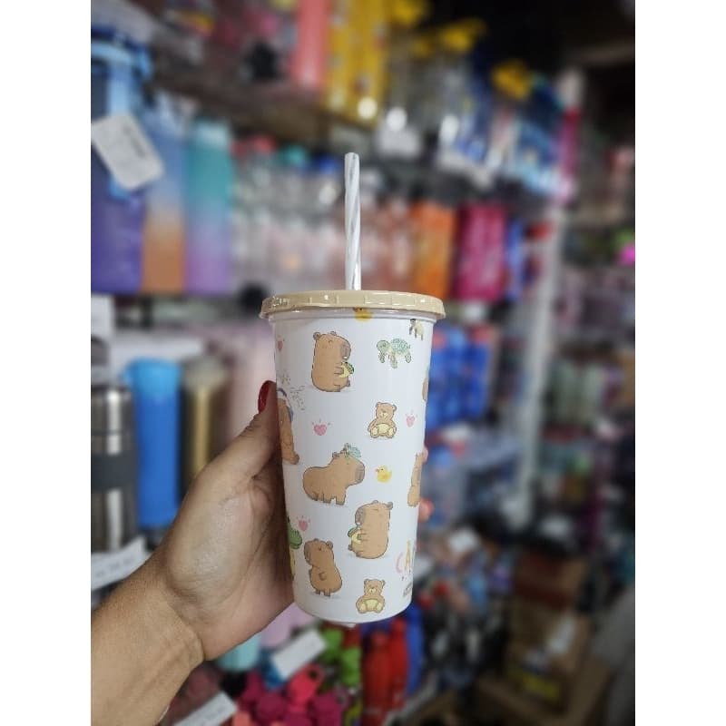copo 500 ml capivara com canudo Plasútil