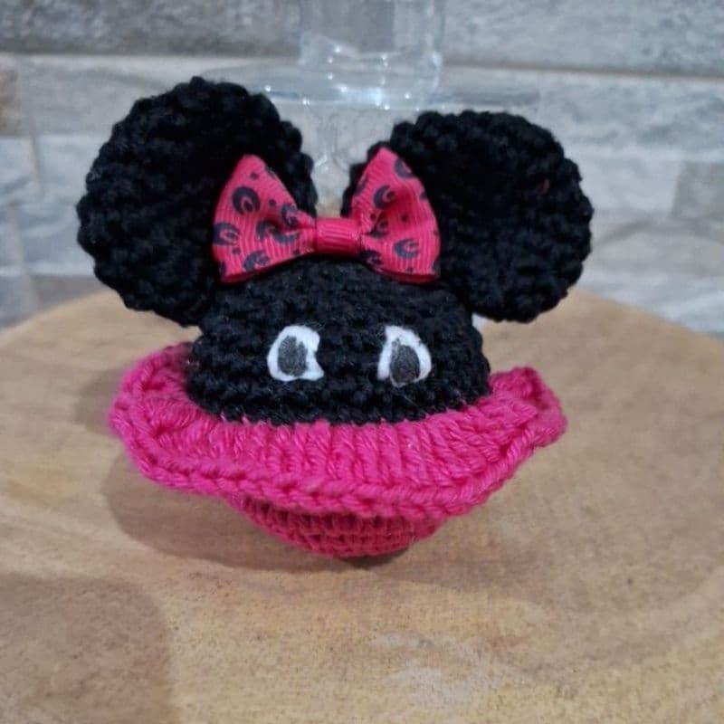 Chaveiro Minnie Bola crochê amigurumi mimo presente