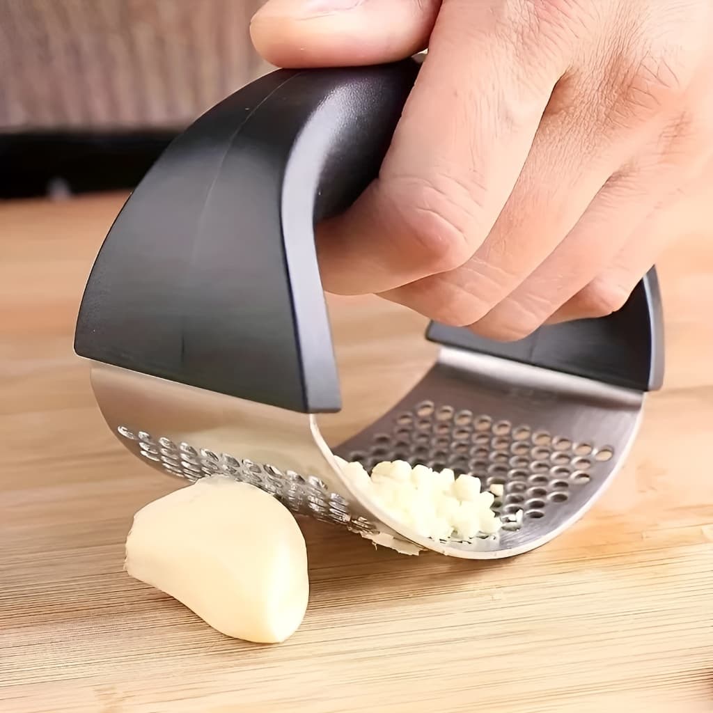 Amassador de Alho Inox Ergonômico Manual — Triturador de Alho com Cabo Antiderrapante