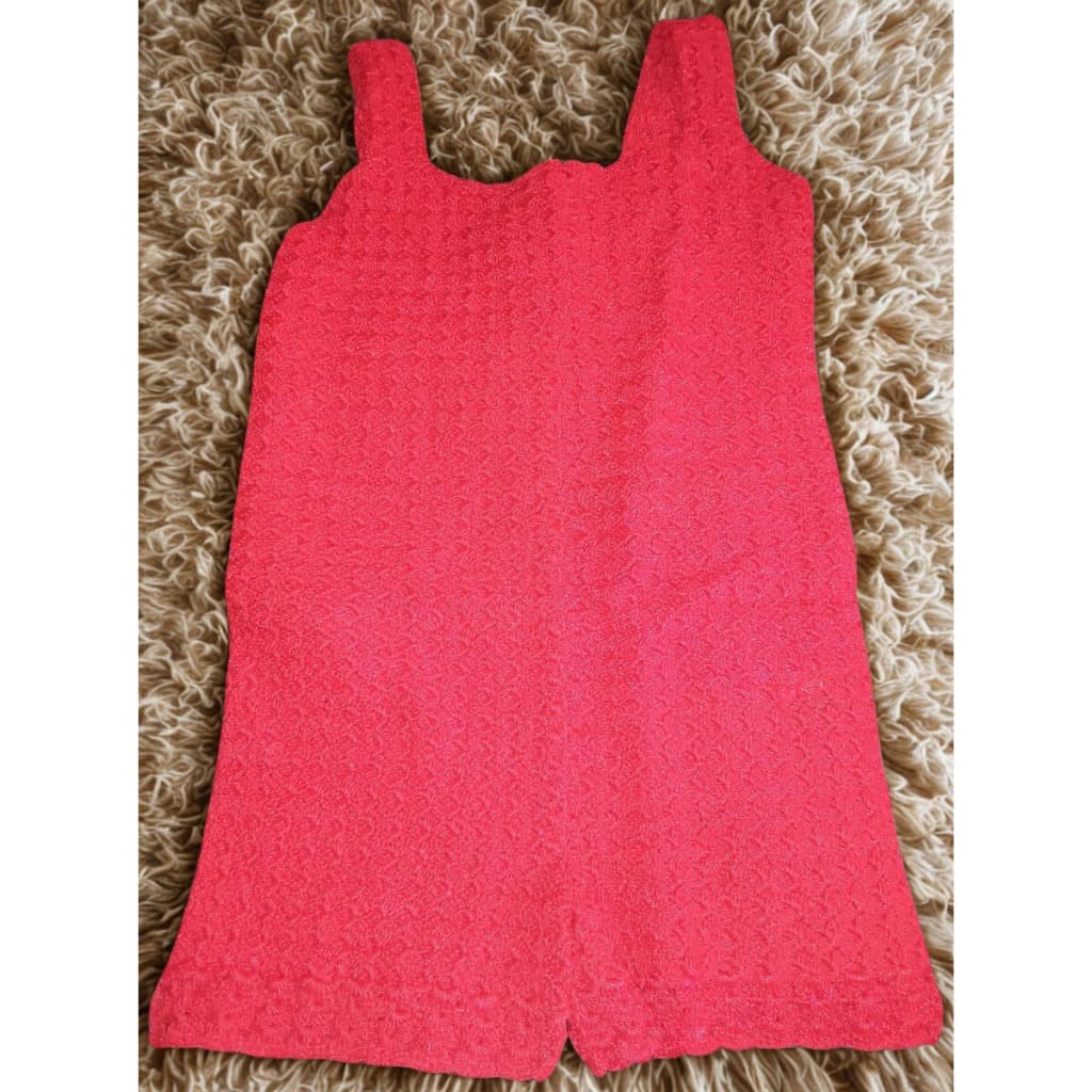 macacão vermelho tamanho 2