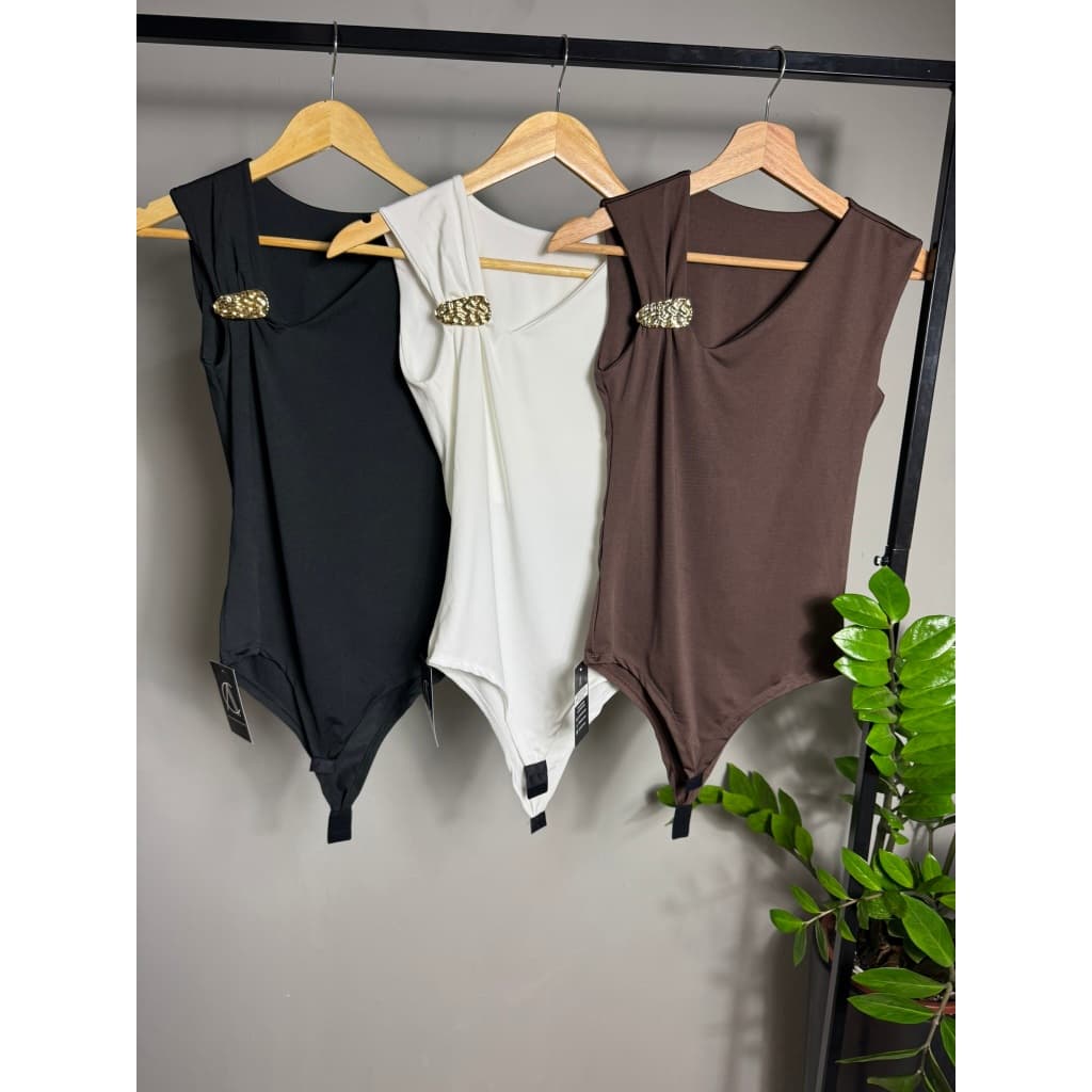 BORY FEMININO COM DETALHES