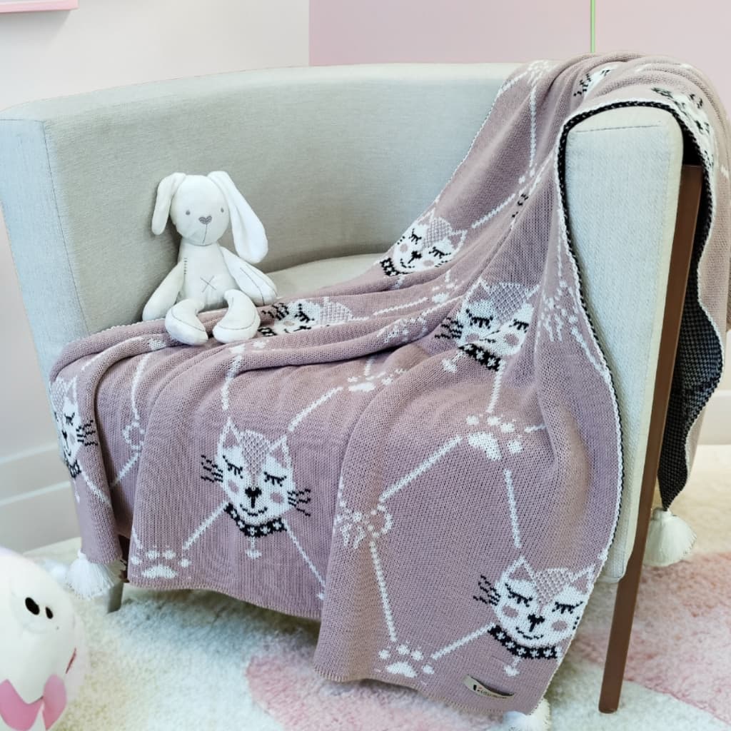 Manta Cobertor Infantil Pompom Menina de Tricô padrão Desenho Gato , Rosa e Branco ,Quarto Sala Poltrona Sofá Tricot