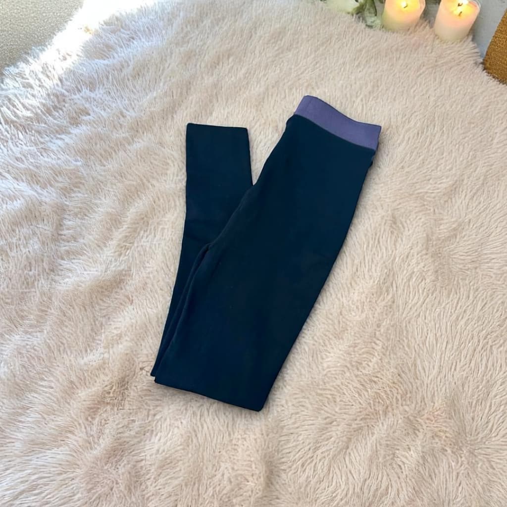 Calça Legging Térmica Preto Peluciada Quentinha Confortável Forrada Super Grossa