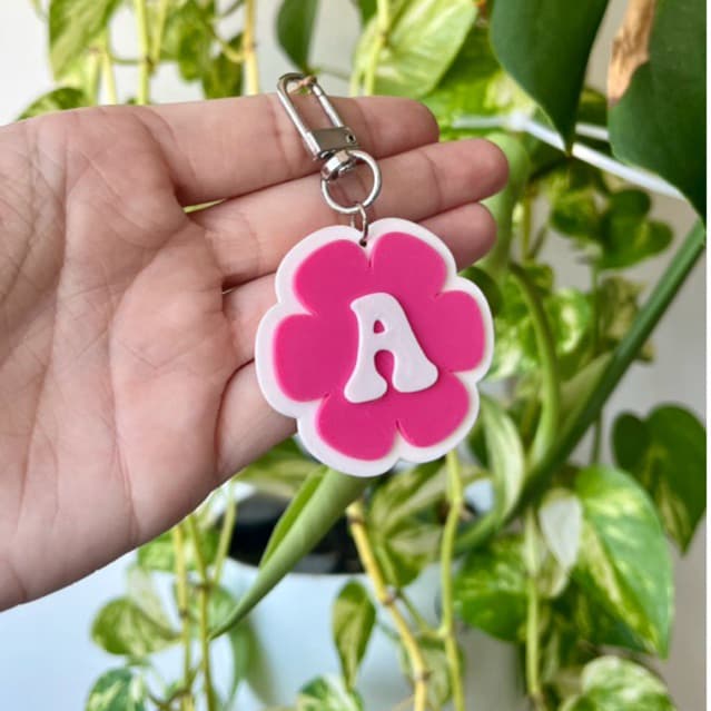 Chaveiro flor letra - ideal para lembrancinhas ou presente - kit 5 personalizado 3D