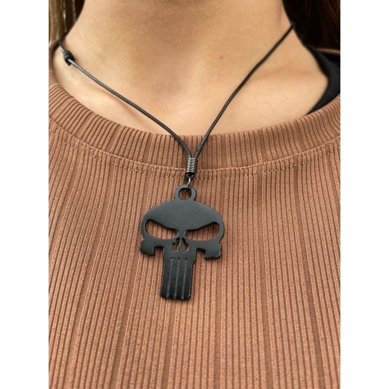 Colar Pingente Caveira Justiceiro The Punisher Cordão Regulável Masculino Feminino