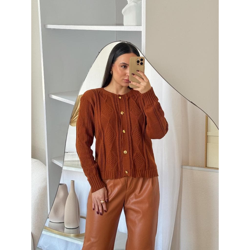 Casaco Feminino Tricot Cardigan de Frio com Detalhes Marcantes e Botões Dourados Casaco de Inverno Roupa de Frio