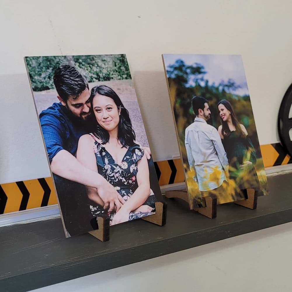 Kit 2 quadrinhos de mesa personalizado com foto imagem tamanho 10x15 com suporte presente qualidade