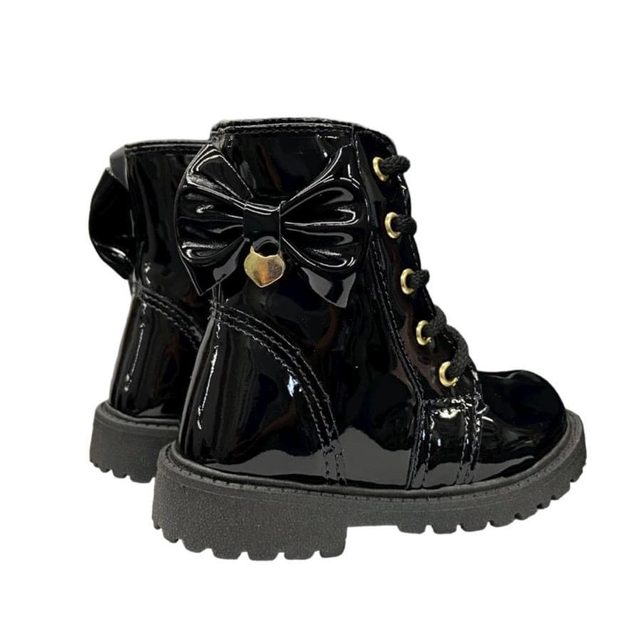 Bota preta Coturno verniz feminina infantil laço envernizada confortável tratorada.
