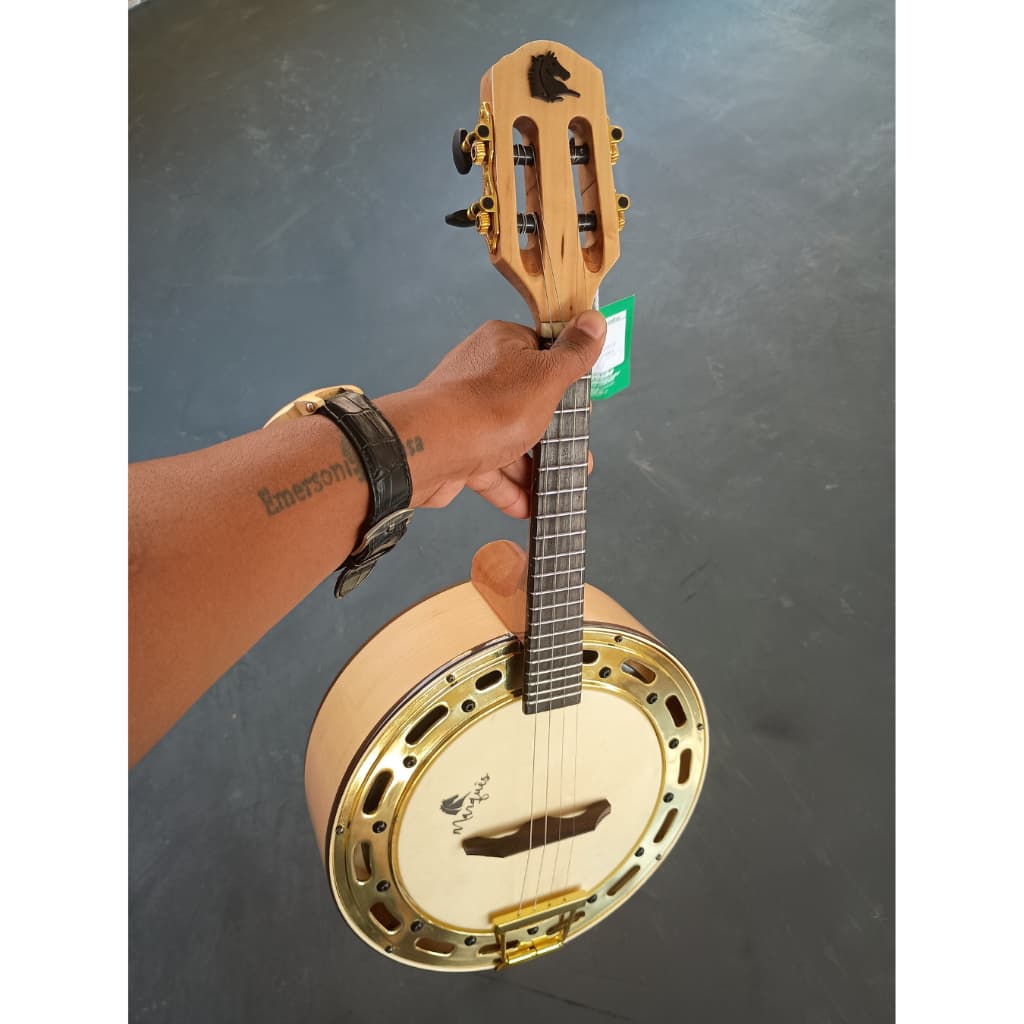 Banjo em Faia Maciço