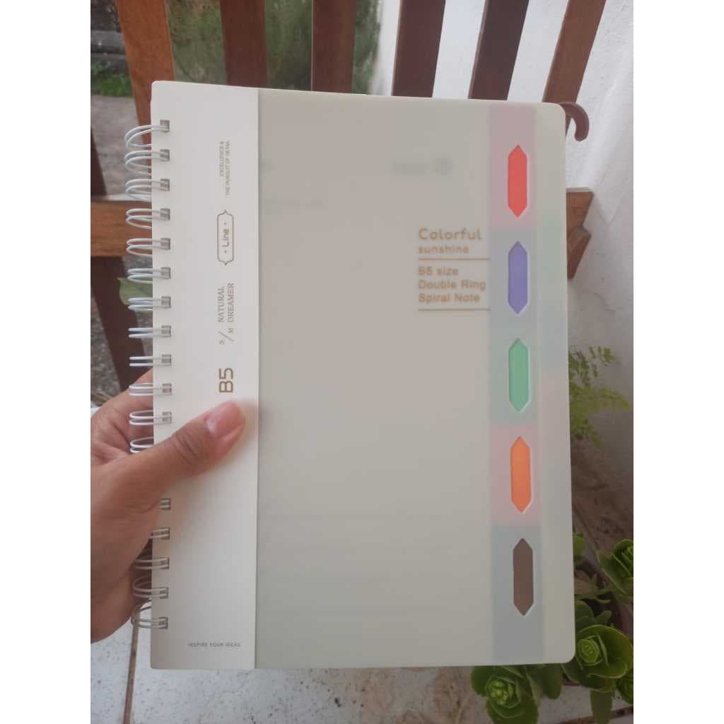Caderno espiral com divisórias B5 - 204 págiinas