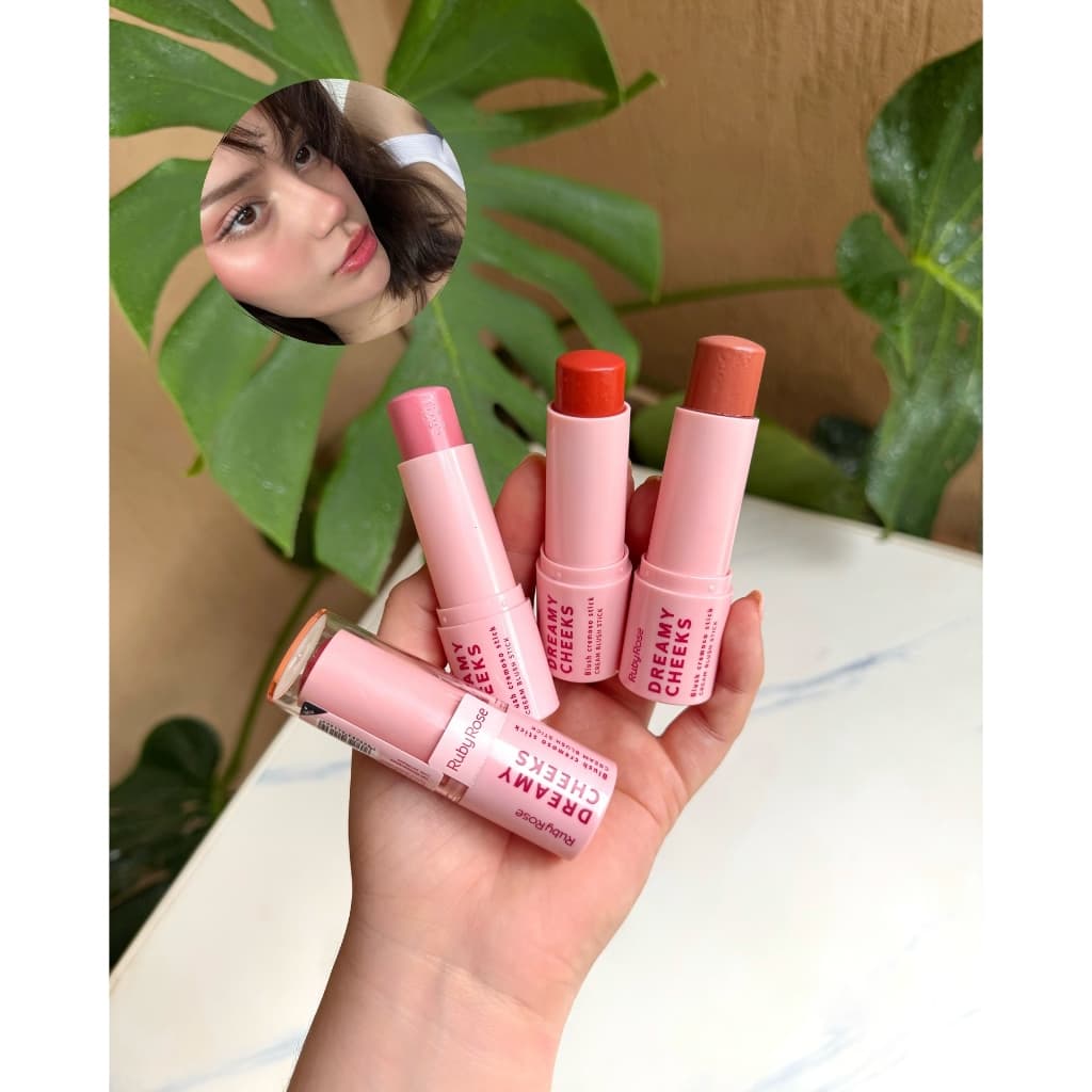 LANÇAMENTO BLUSH DREAMY CHEEKS RUBY ROSE Blush Cremoso em Bastão Stick Linha Rosa HBM01