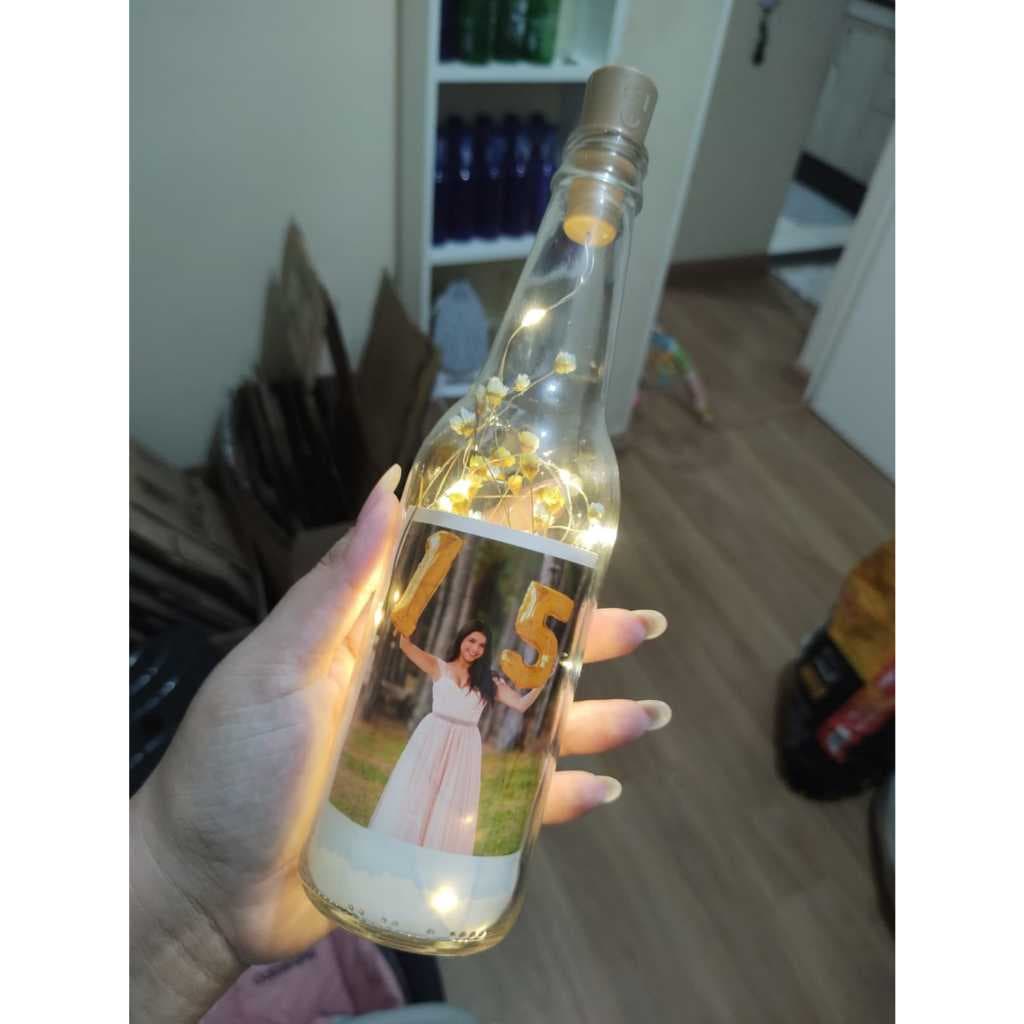 Garrafa Luminária Personalizada Com Foto e Flores Sempre Viva Para Presente ou Decoração