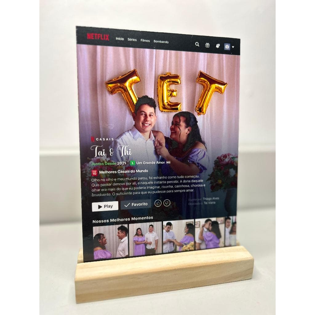Quadro de Mesa Personalizado - Sua História Vira Capa de Cinema!