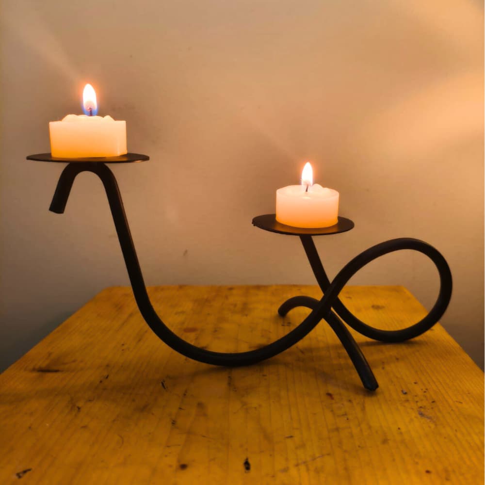CANDELABRO RÚSTICO DUPLO EM FERRO FORJADO | DESIGN EXCLUSIVO ARTESANAL | DECORAÇÃO ELEGANTE