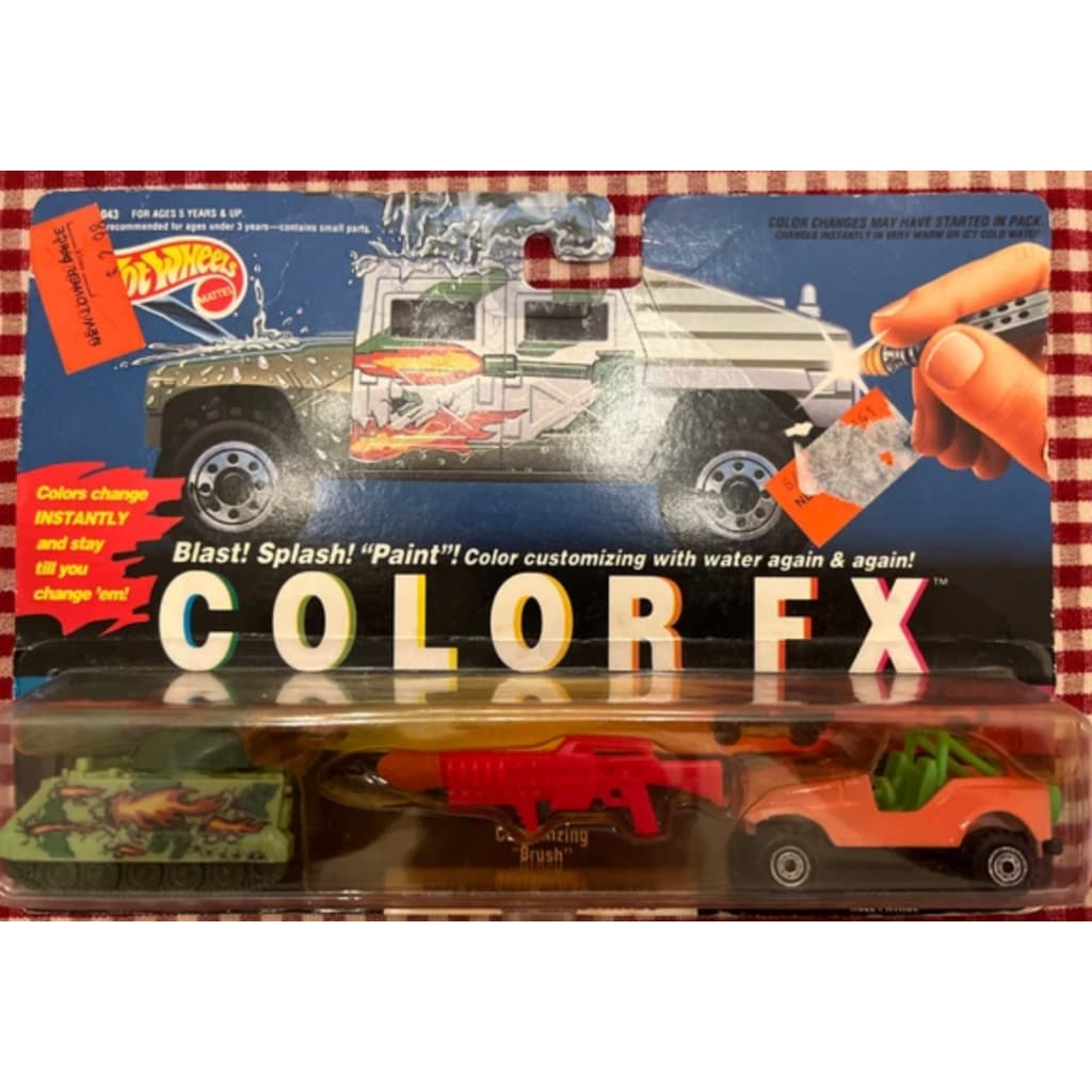 HOT WHEELS COLOR FX MILITARY MACHINES COMMAND TANK & JEEP