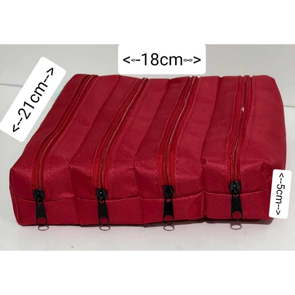 ESTOJO ESCOLAR PARA LÁPIS  NA COR VERMELHO COM 4 DIVISÓRIAS LISO EM NYLON 600
