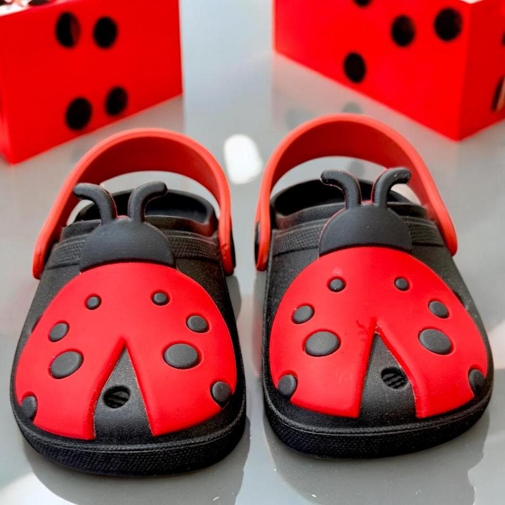 Babuche Infantil Menina Bichinhos Bichos Sandália  Leve Confortavel Delicado Antiderrapante