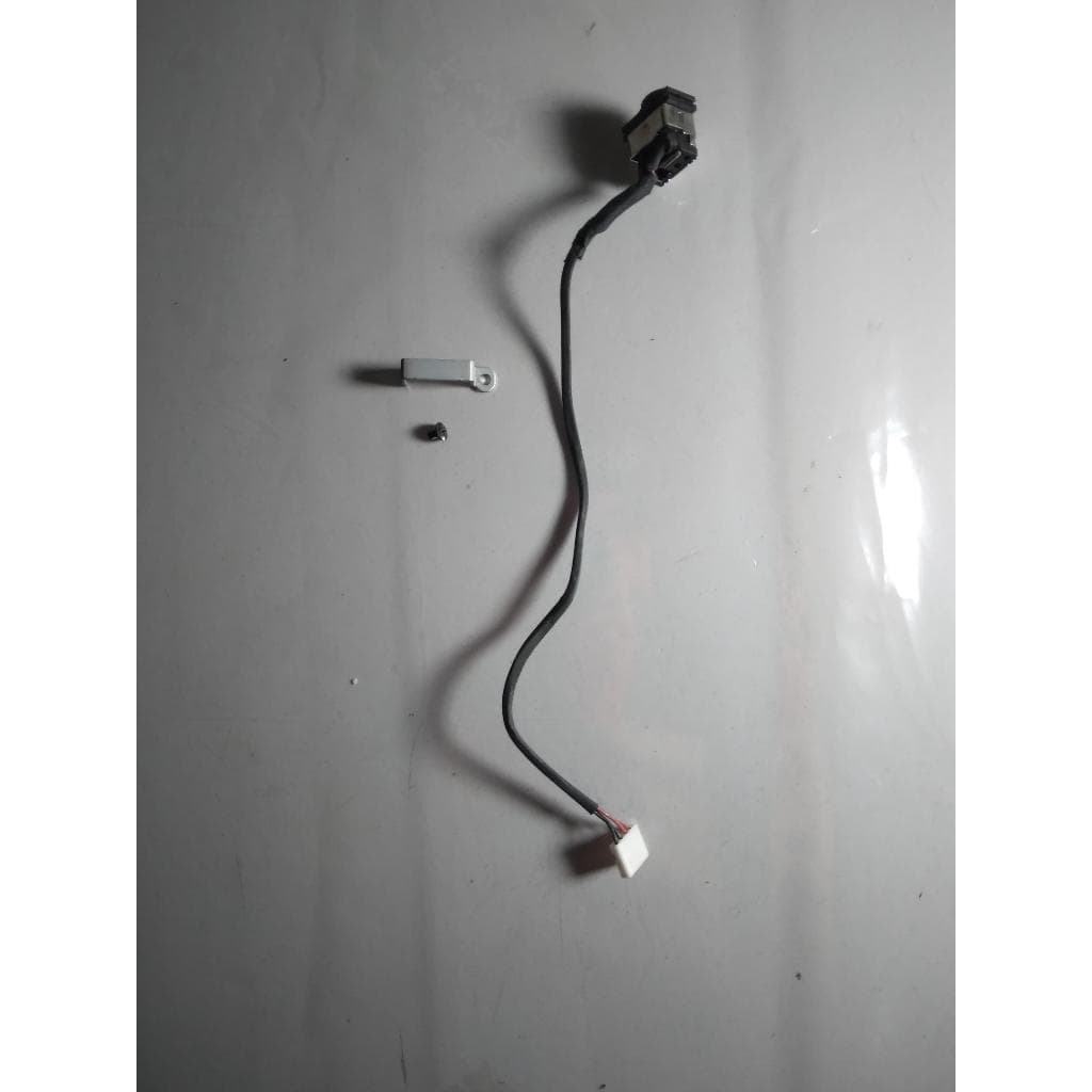 DC JACK COM TRAVINHA E PARAFUSO PARA NOTEBOOK SAMSUNG NP270E4E NP275E4E