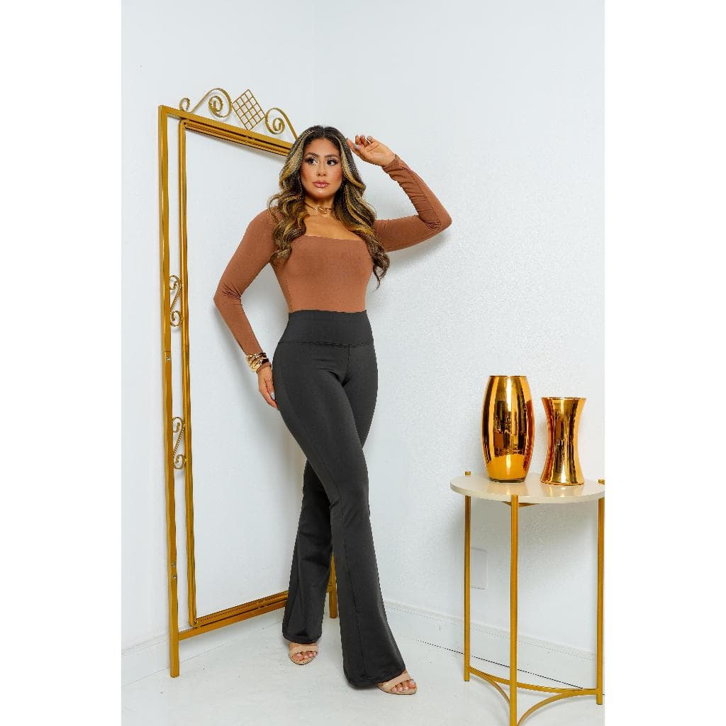 Calça legging Flare Bailarina Boca de sino