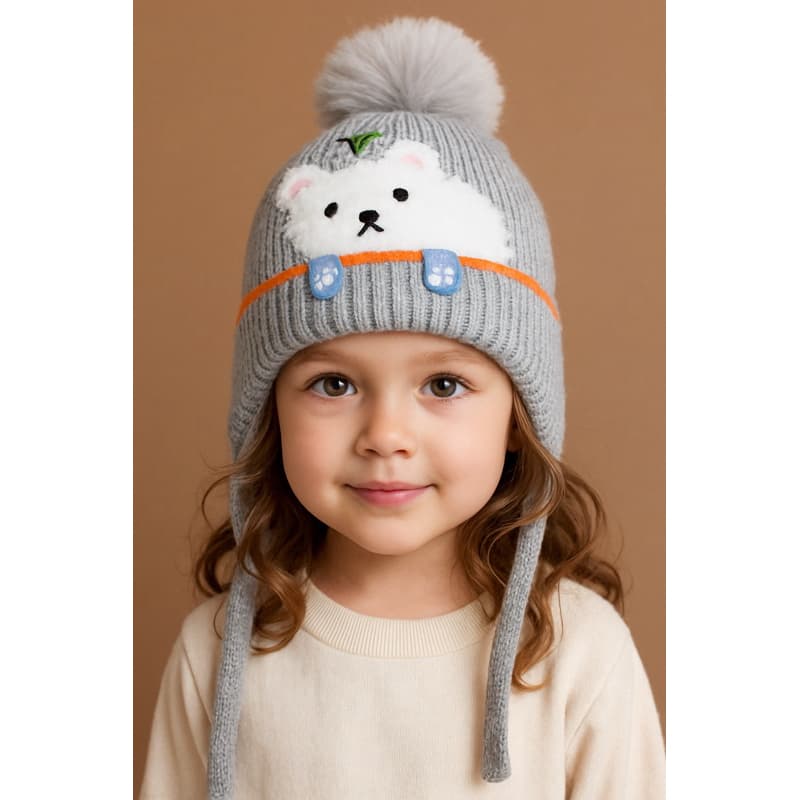 Touca Infantil Ursinho! Peluciada internamente. Veste de 2 a 6 anos. Possui cordinha para amarrar no pescoço.