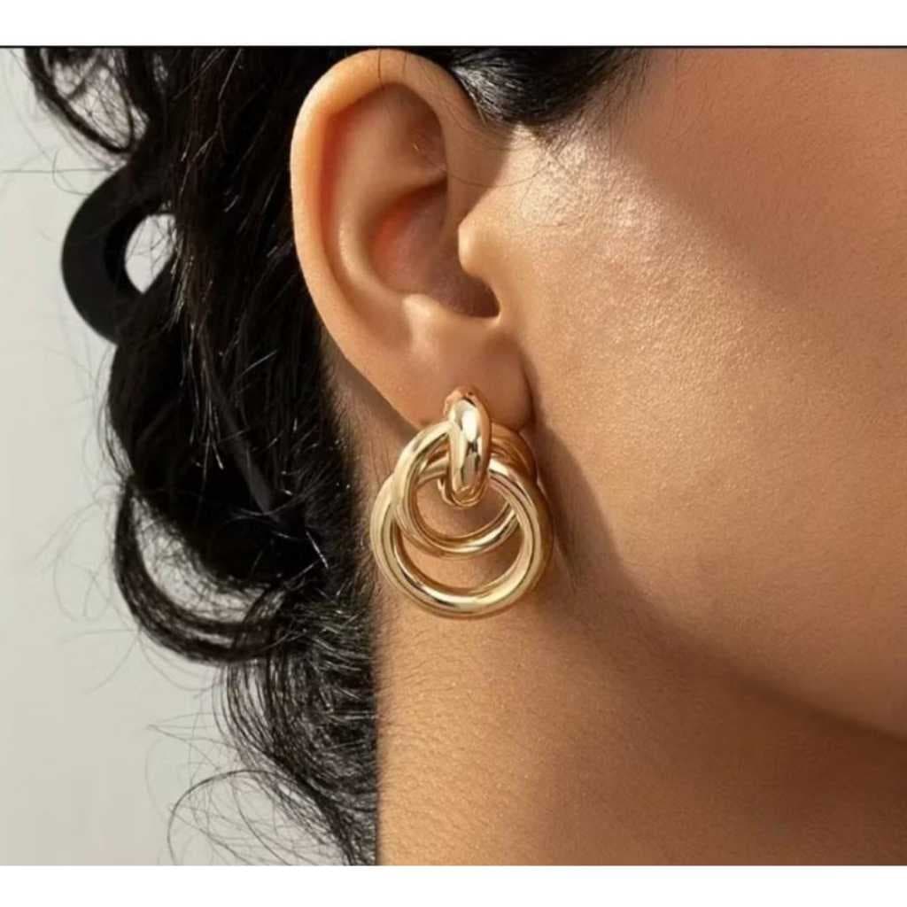 Brinco Argola com Nó Elos Entrelaçados Banhado a Ouro e Prata - Design Moderno e Retrô