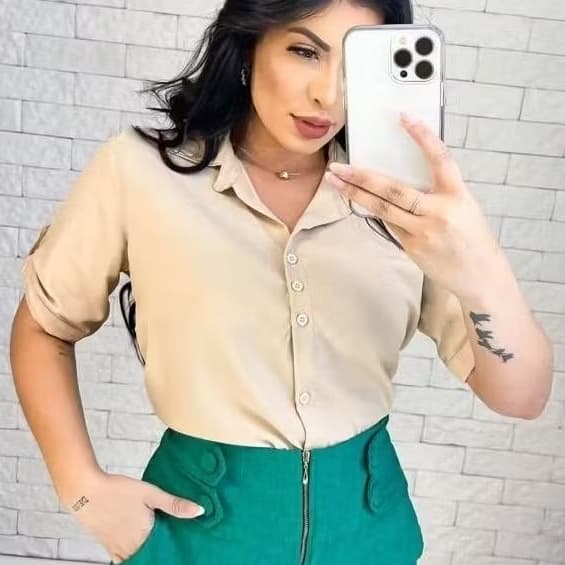 Blusa Feminina Gola Camisa Botões com Manga Curta