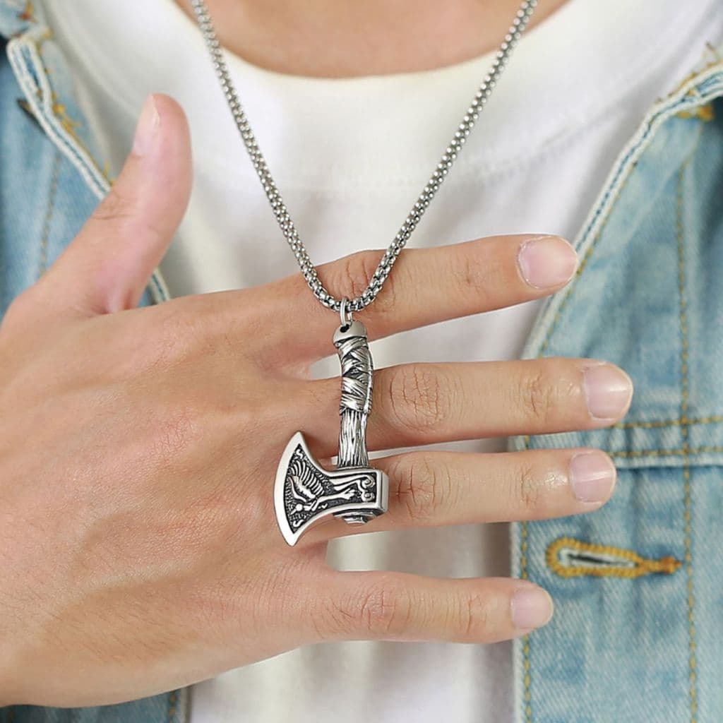 Colar Machado Viking Masculino Aço Inox – Cordão Nórdico com Corvo e Lobo Fenrir, Amuleto Thor Odin