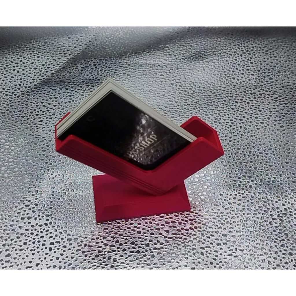 CardStand 3D – Suporte Elegante para Cartões