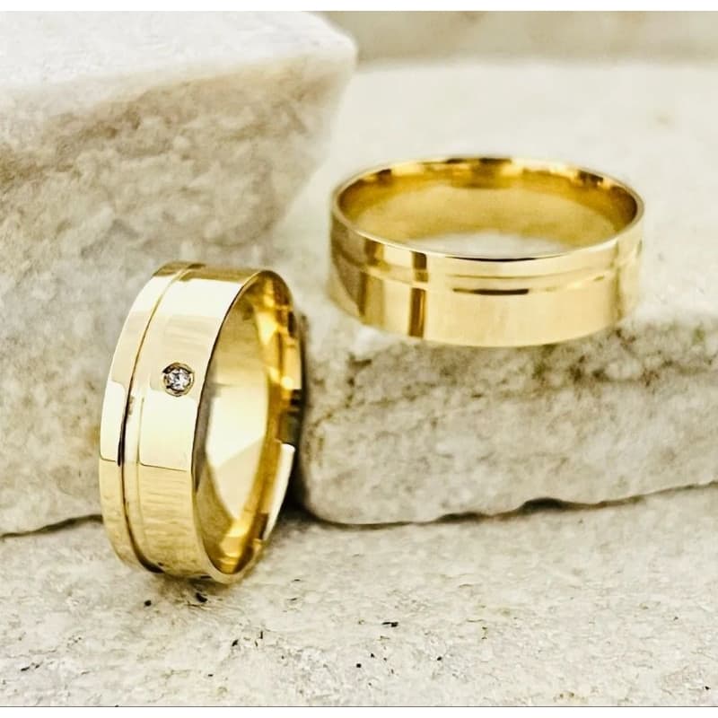 Alianças de Tungstênio Banhado a Ouro 18k