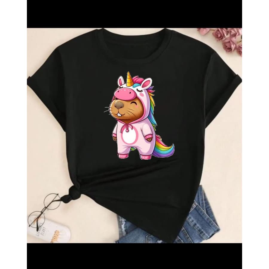 CAMISETA FEMININA ESTAMPADA CAPIVARA FOFA – 100% ALGODÃO | TAMANHOS M E G