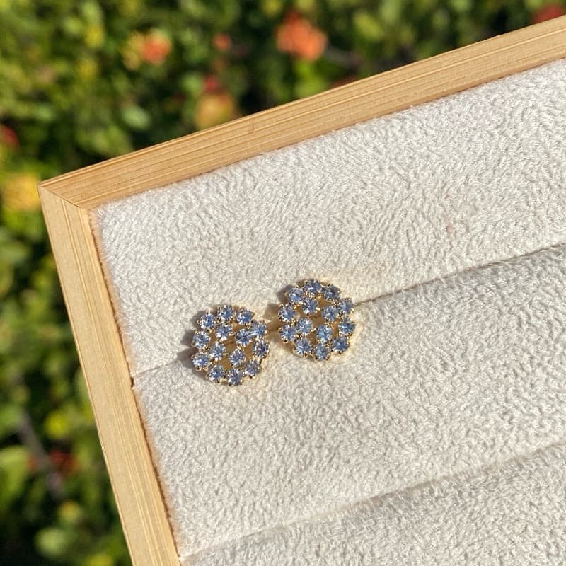 Brinco Feminino Circular Cravejado Banhado a Ouro 18k
