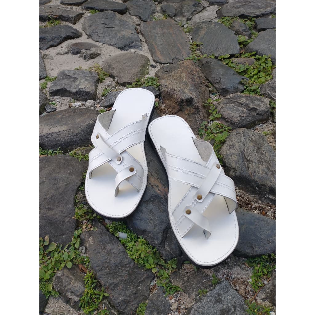 Chinelo De Couro de Dedo Cor Branca