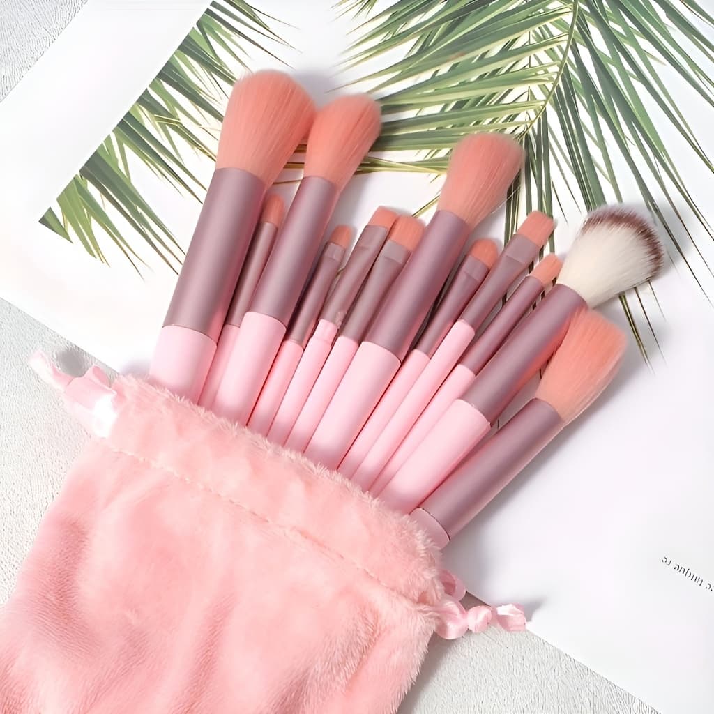 Conjunto de Pincéis de Maquiagem 13 Peças com Estojo – Cerdas Sintéticas, Portátil e Macio