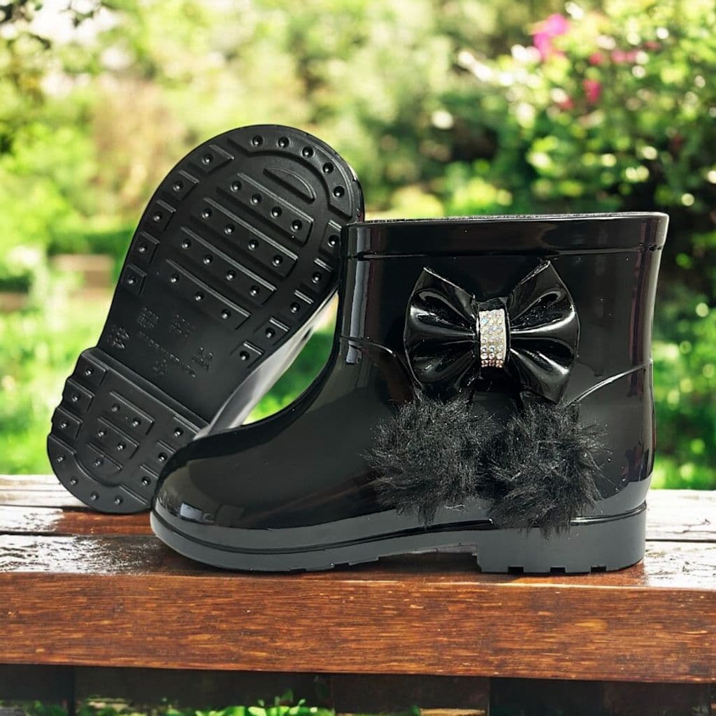 Galocha Infantil Kids Botinha Injetada Chuva Tratorada Confortável Bota Com Pompom Pelucia De Laçinho Menina