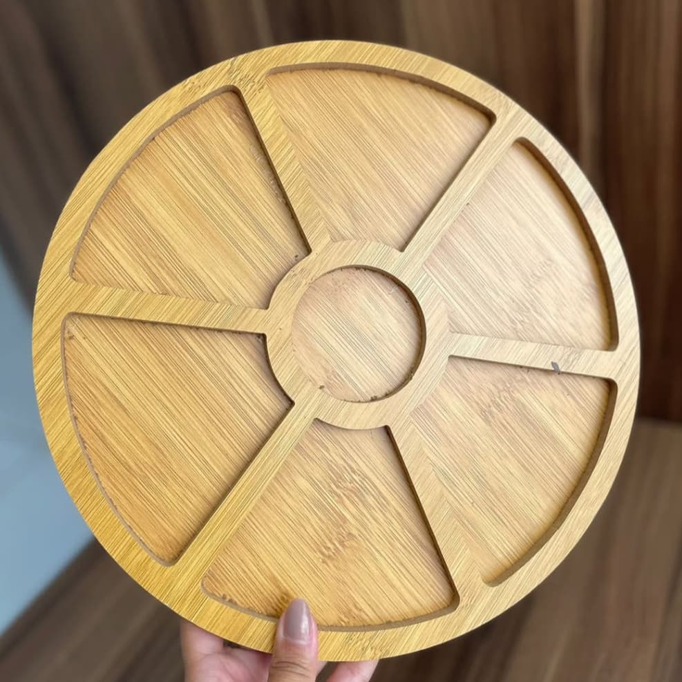 Tábua para Petiscos Petisqueira Tipo Bambu MDF 29cm RODA com 7 Divisórias para Frios Churrasco Amendoim Multiuso