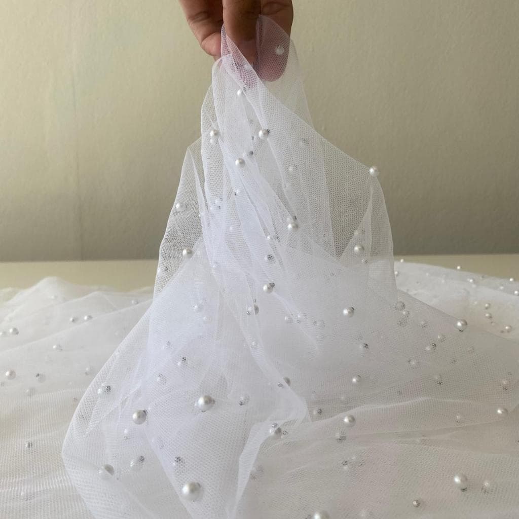 Tecido Tule Pérola Branco (1m x 1.50m) Bordado com pérolas tecido delicado e sofisticado, muito utilizado em confecção