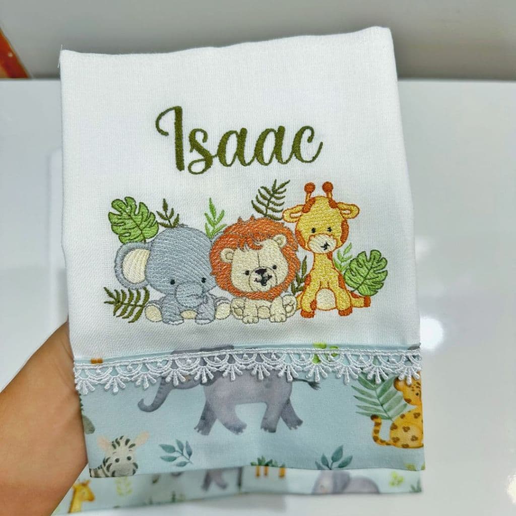 3 fraldas personalizadas com nome do bebê fralda rn ombro, boca e passeio - Safari animais 3 fralda