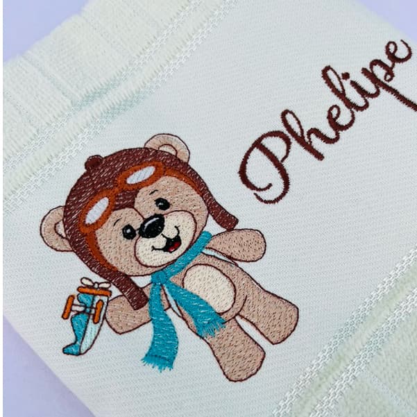 Toalha Bordada Personalizada com Nome Ursinho Aviador