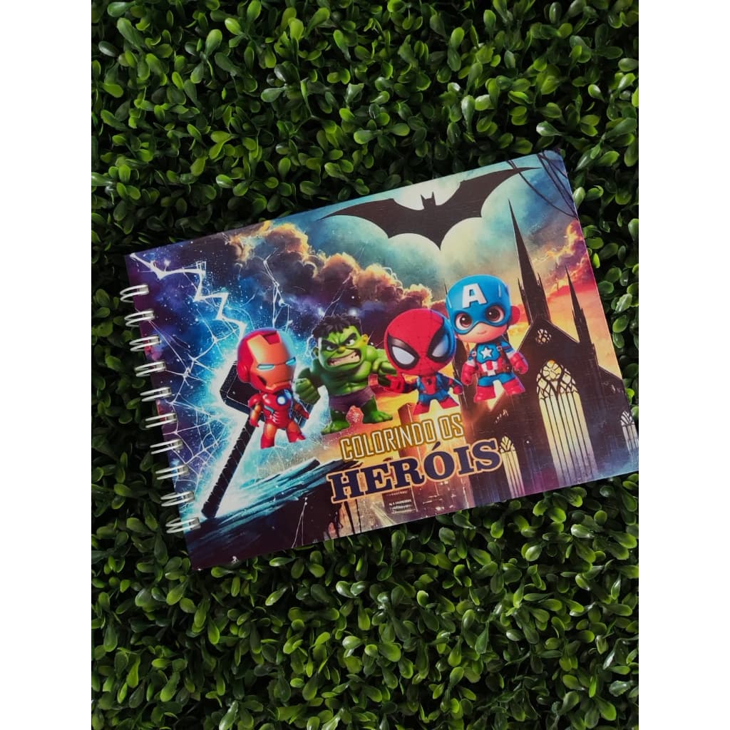 Livro de Colorir Super-Heróis A5 Capa Dura 50 Folhas Grossas com Acetato com ou sem Nome