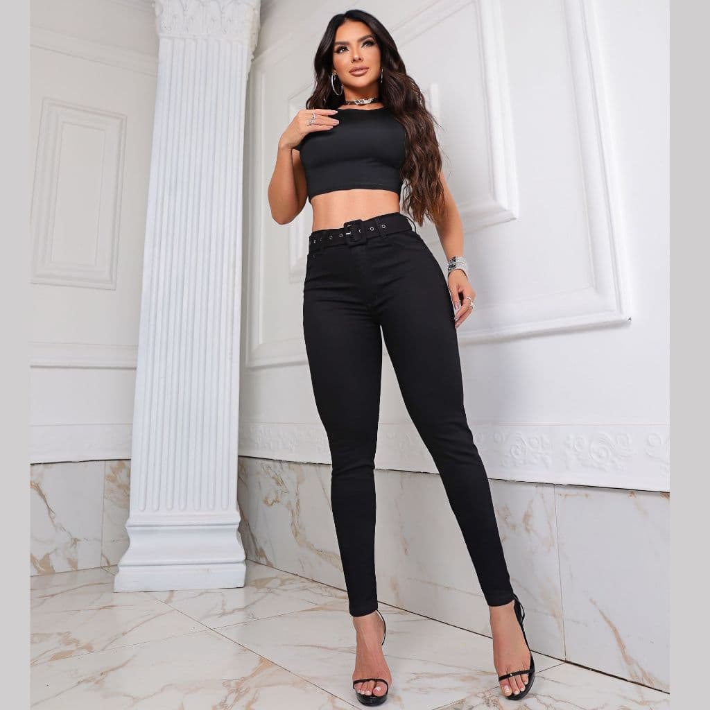 Calça  Jeans Preta  Modeladora Com Lycra E Cinto Encapado Modela Bumbum Afina Cintura