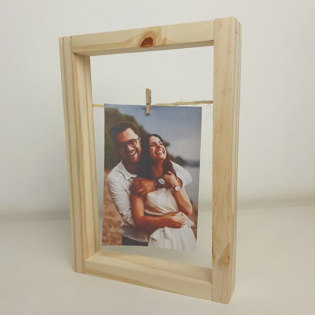 Porta Fotos Quadro Porta Retrato Madeira Vazado Com Varal E Mini Prendedores