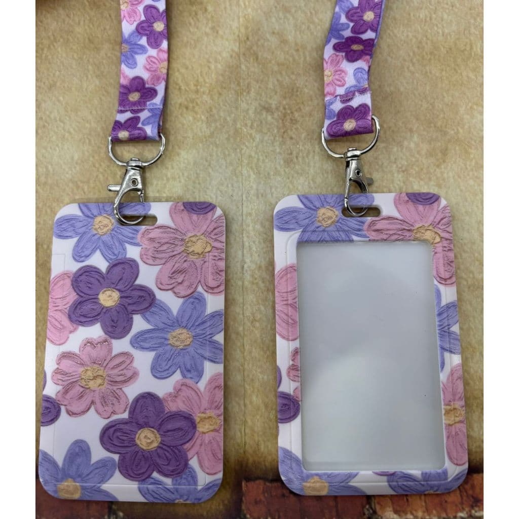 Cordão + Porta Crachá Floral Lilás