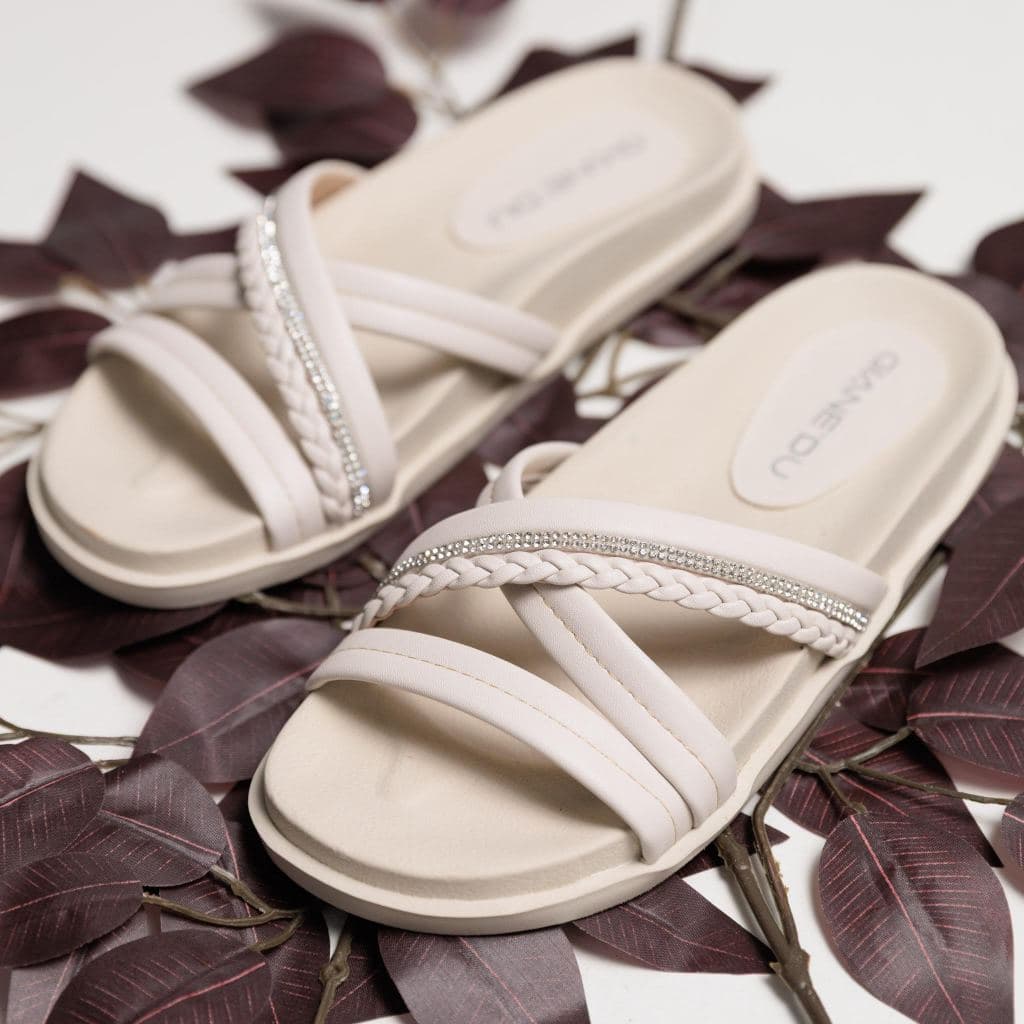 Papete Feminina Trança com Brilho Sandália Rasteirinha Tendência Caramelo Off White Preto Conforto
